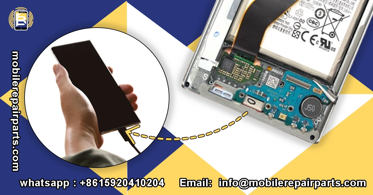 Teléfono cargando conectado a tarjeta de carga interna